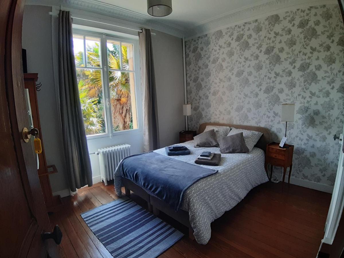 La Garenne Bed & Breakfast Bricquebec Bagian luar foto