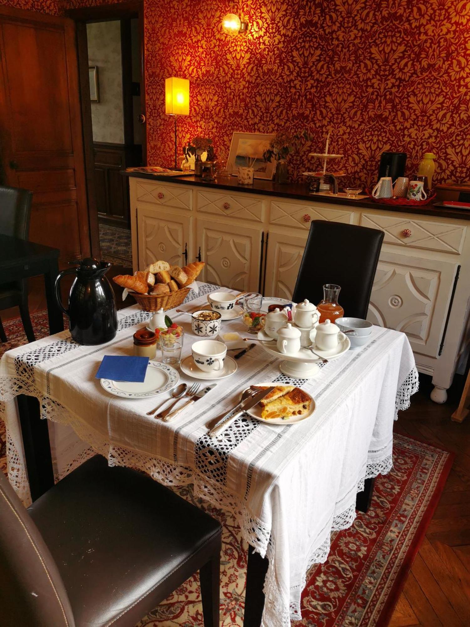 La Garenne Bed & Breakfast Bricquebec Bagian luar foto