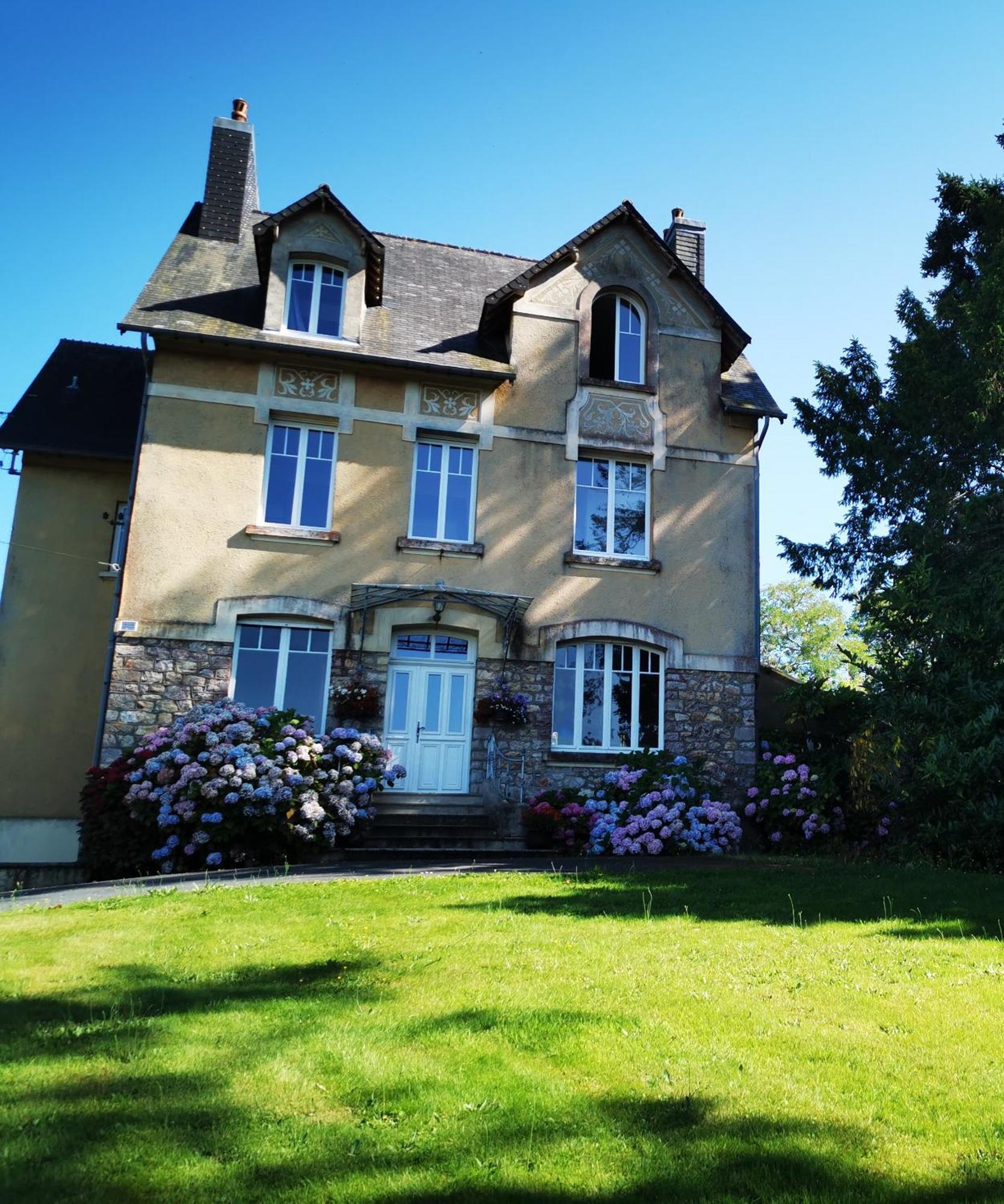 La Garenne Bed & Breakfast Bricquebec Bagian luar foto